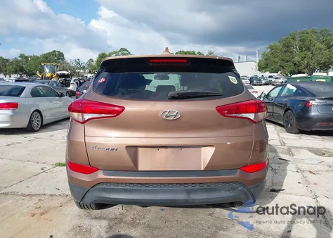 2017 Hyundai Tucson Se Plus z USA, uszkodzony, nr VIN KM8J33A46HU542010